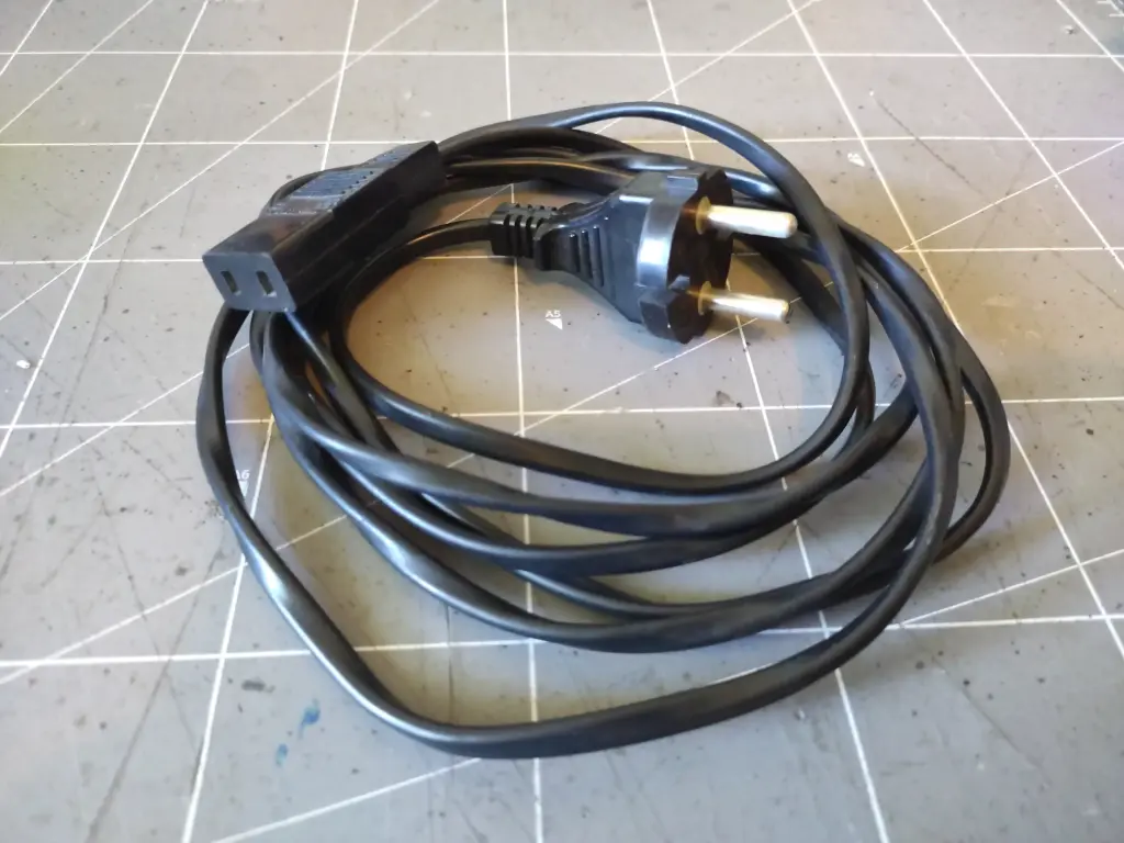 [KBL-ROL-2P] Cable alimentation Roland 2 broches (original)