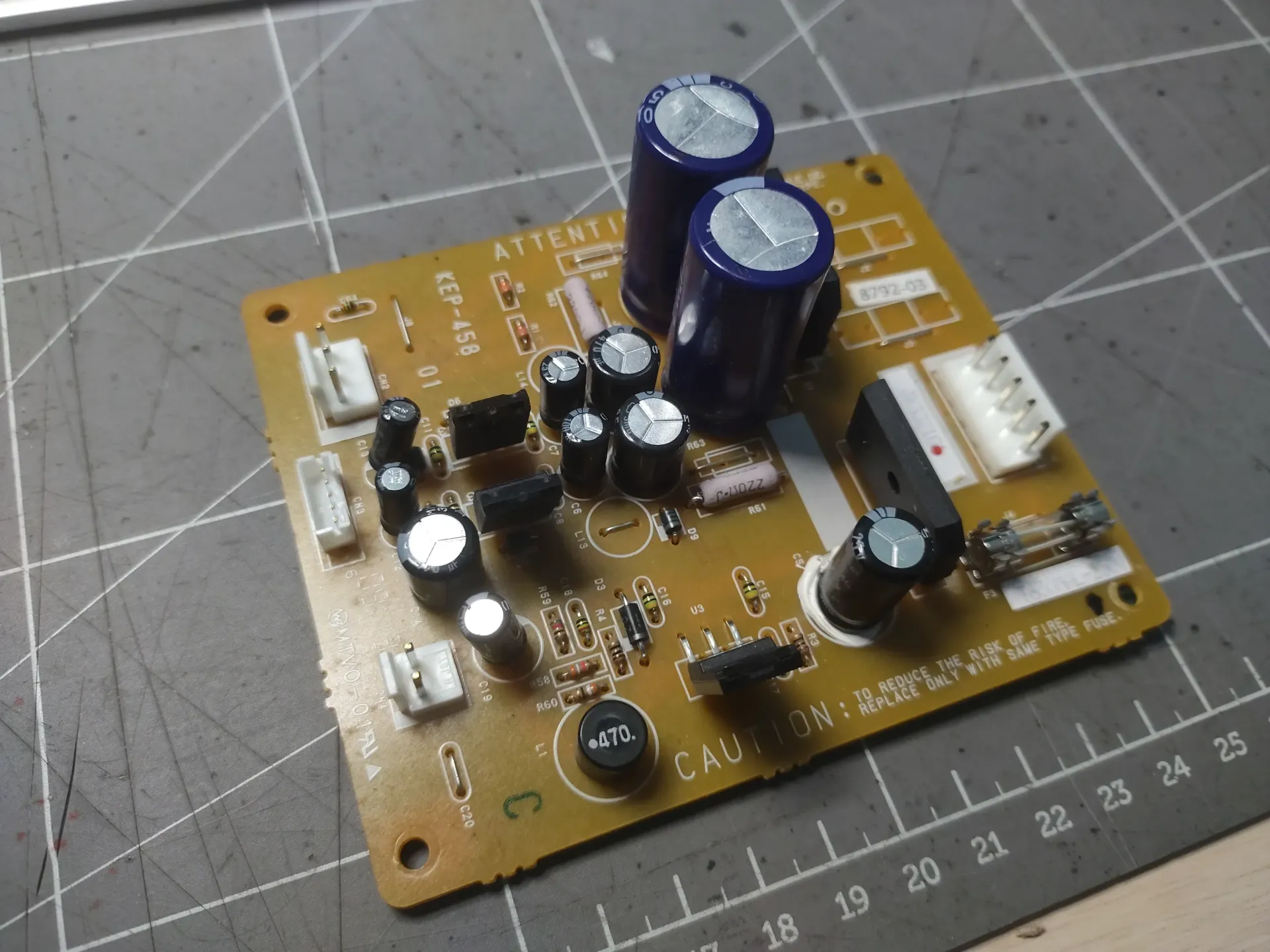 Carte Régulateur alimentation pour piano Kawai CA-95 et CA-65